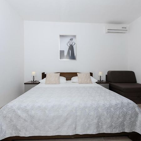 شقة Bilin San Baška Voda الغرفة الصورة
